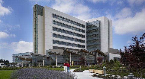 Southwest Medical Center tower in Vancouver, Washington