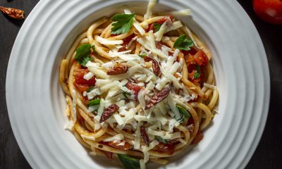 tomato sauce with pasta