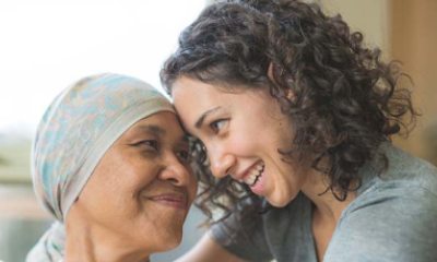mother-daughter-cancer-treatment