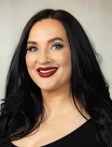 portrait of Megan  Schill CRNA