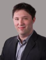 portrait of Roman  Reznik MD