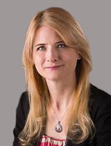 portrait of Andrea L. Arnett MD