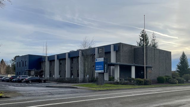 Exterior view of Southwest Palliative Care building on MacArthur Blvd. in Vancouver
