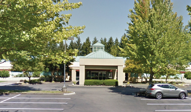 Exterior view of entryway to Salmon Creek Specialty Clinic in Vancouver, Washinton