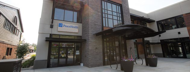  front entrance to Pediatrics Plus at Valley River