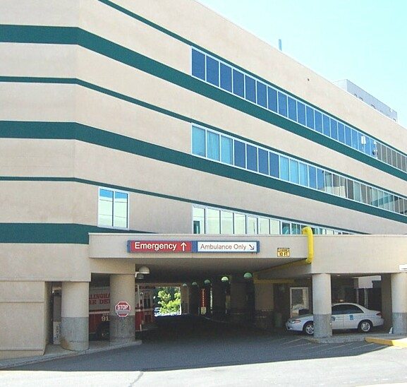 Entrance to St. Joseph Medical Center Emergency Room