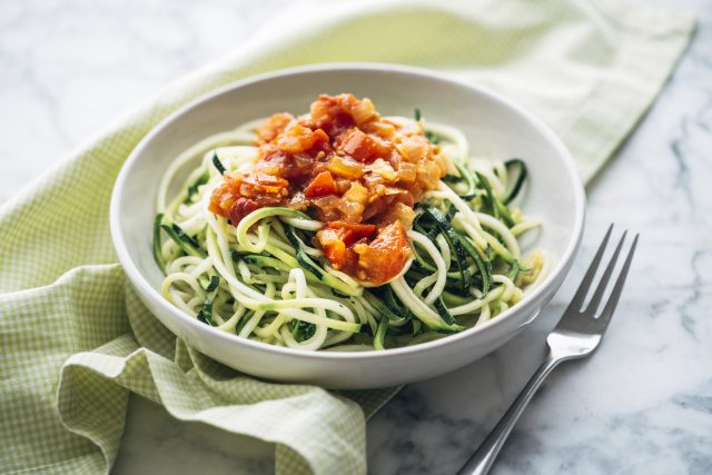 zucchini pasta with marinara sauce