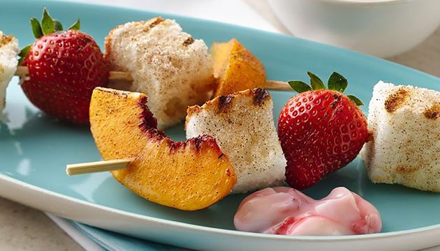 fruit kabobs with angel food cake cubes